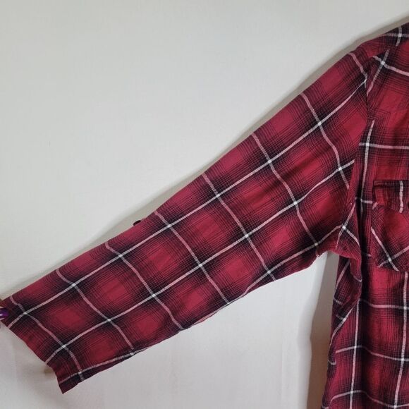 Warehouse One Red Plaid Button-Up Flannel Shirt - Picture 4 of 8